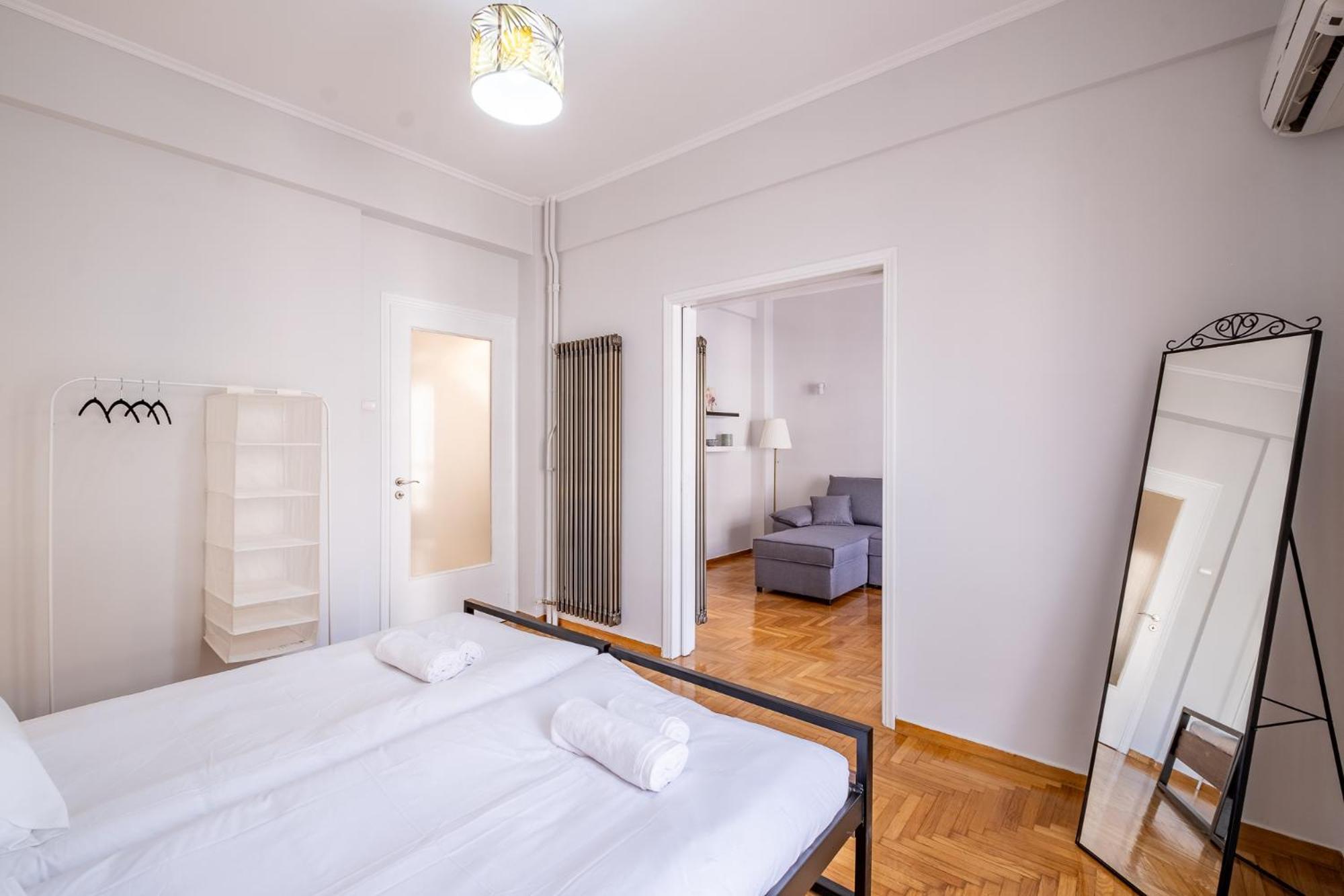 Lovely And Modern 3Bd Apartment Close To Ampelokipoi Metro Афіни Екстер'єр фото