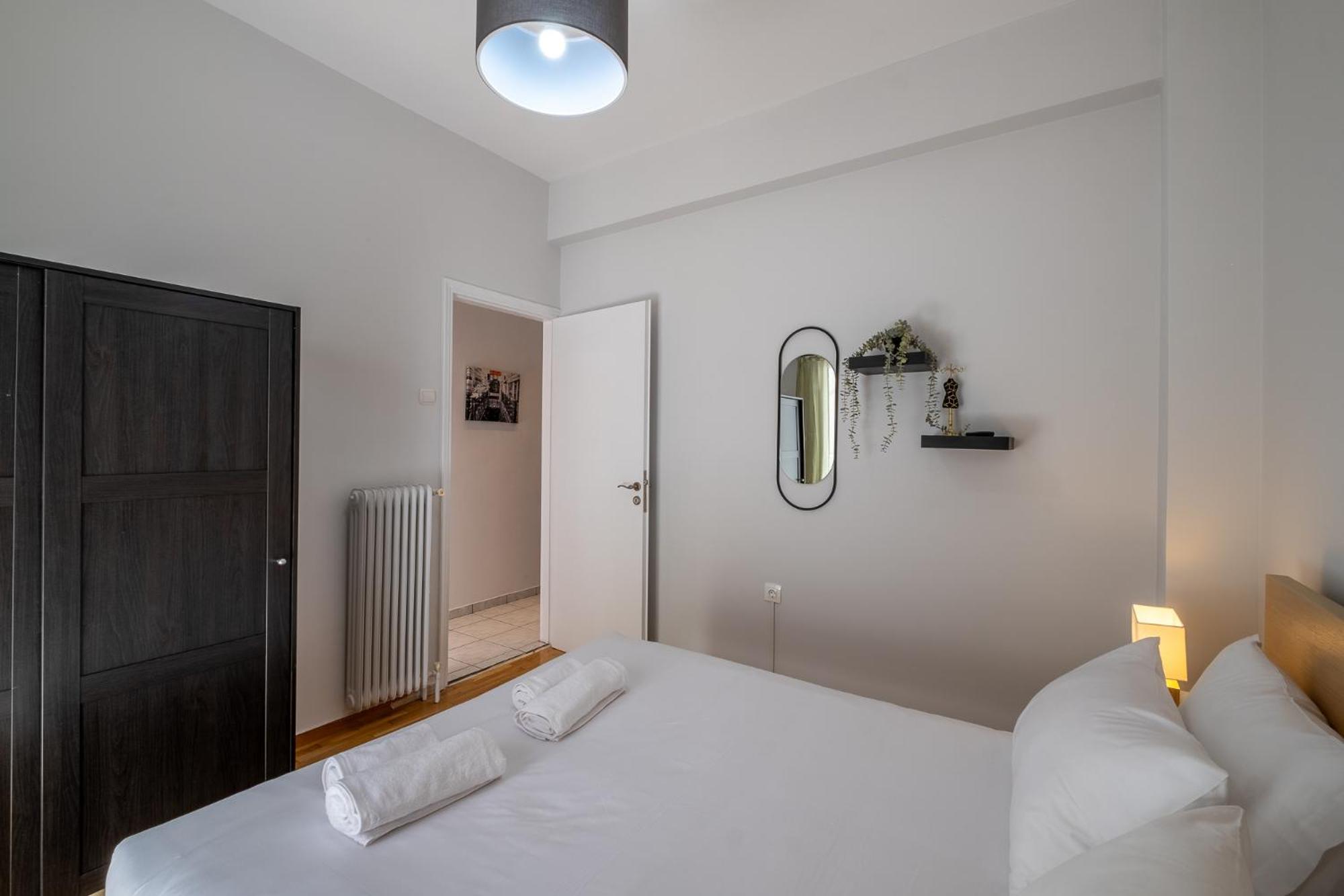 Lovely And Modern 3Bd Apartment Close To Ampelokipoi Metro Афіни Екстер'єр фото